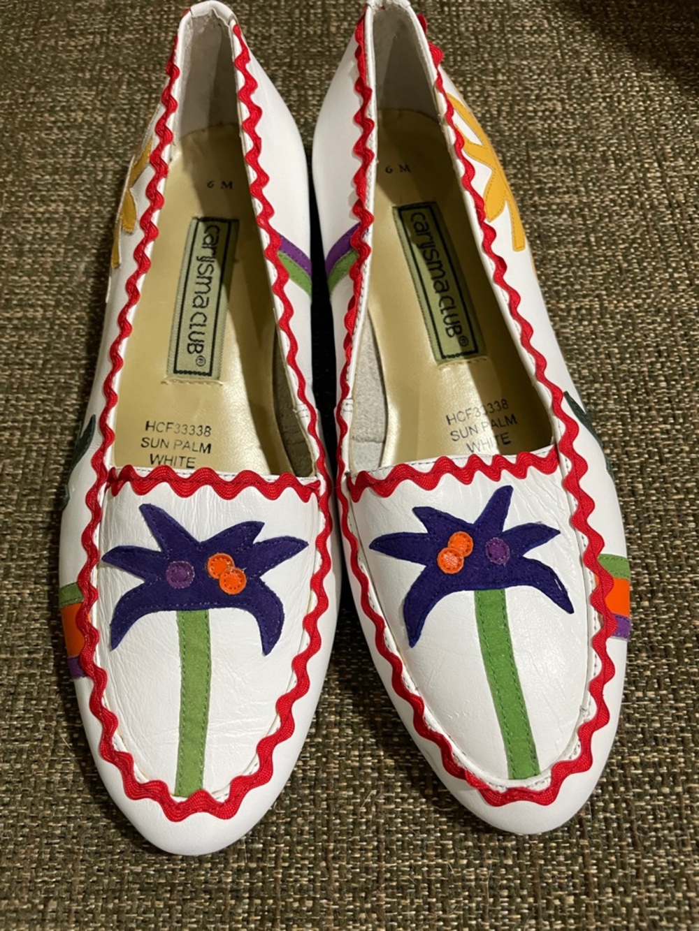 Carysma Club Sun Palm White Shoes Size 6 NEW